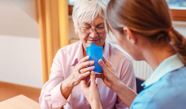 In der Logopädie wird eine spezielle Therapie für die Dysphagie durchgeführt.