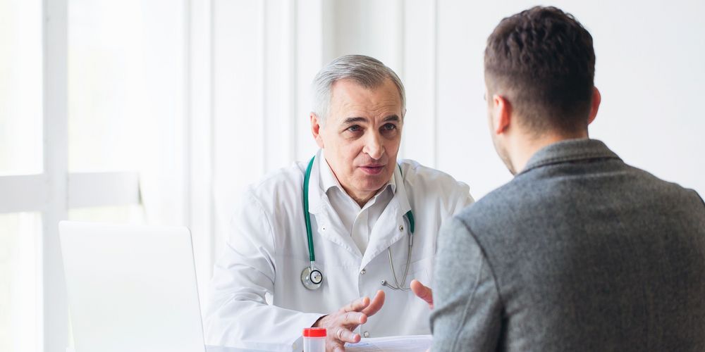 Patientinnen bei einer Informationsveranstaltung zur Therapie von Diabetes bei Übergewicht.