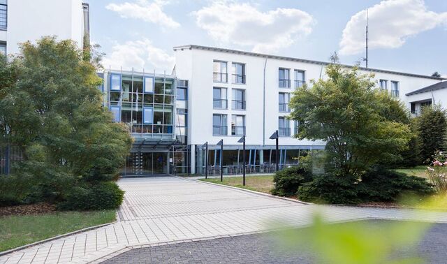 Gebäudeansicht der Niederrhein Klinik