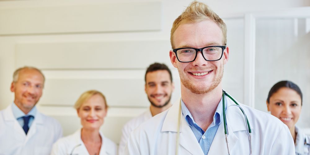 Das Team der Neurologie unterstützt Betroffene bei der Behandlung des Rett-Syndroms.